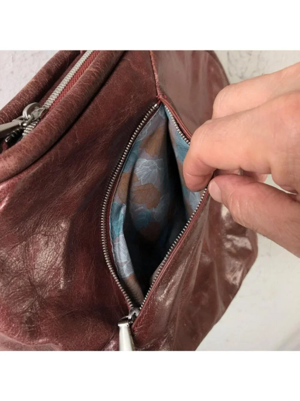 Hobo Shoulder Bag Womens Large Brown Leather Zip Top Pockets Slouchy Casual
